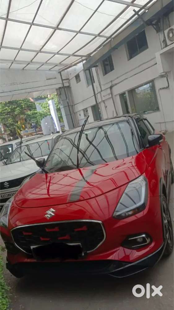 Maruti Suzuki Swift 2025 Petrol 10200 Km Driven