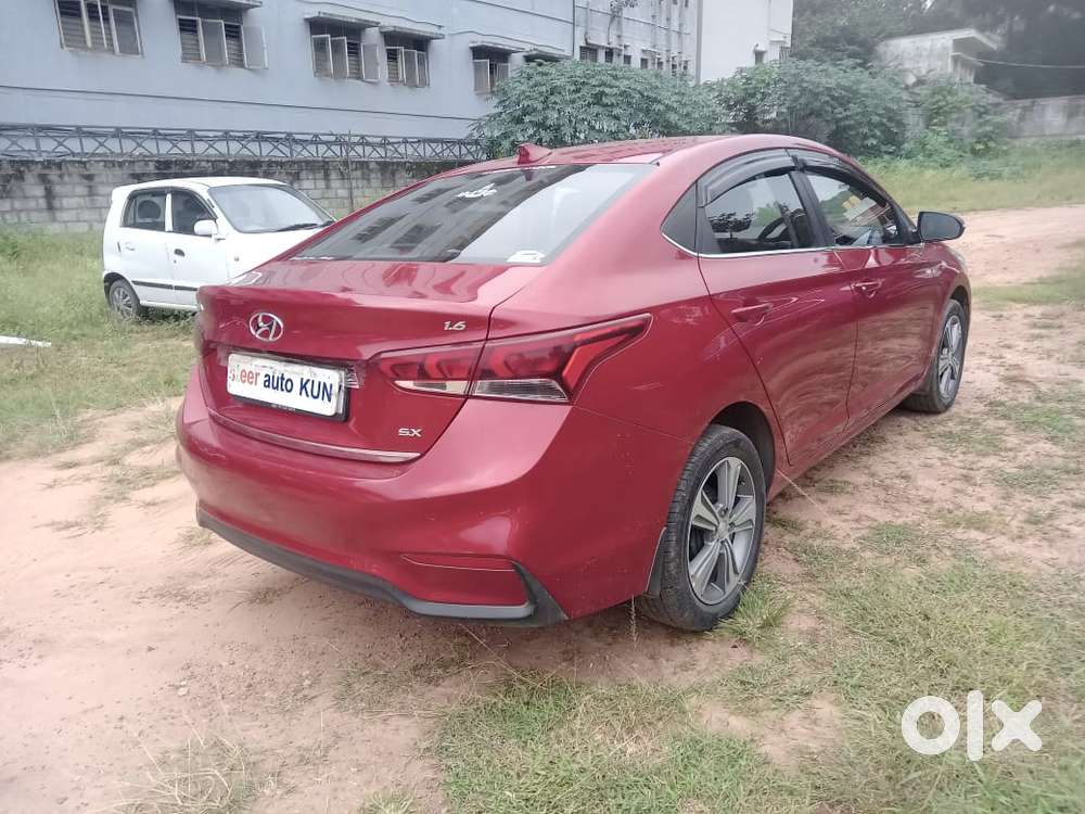 Hyundai Verna [2015-2018] Fluidic 4s 1.6 Vtvt Sx, 2018, Petrol