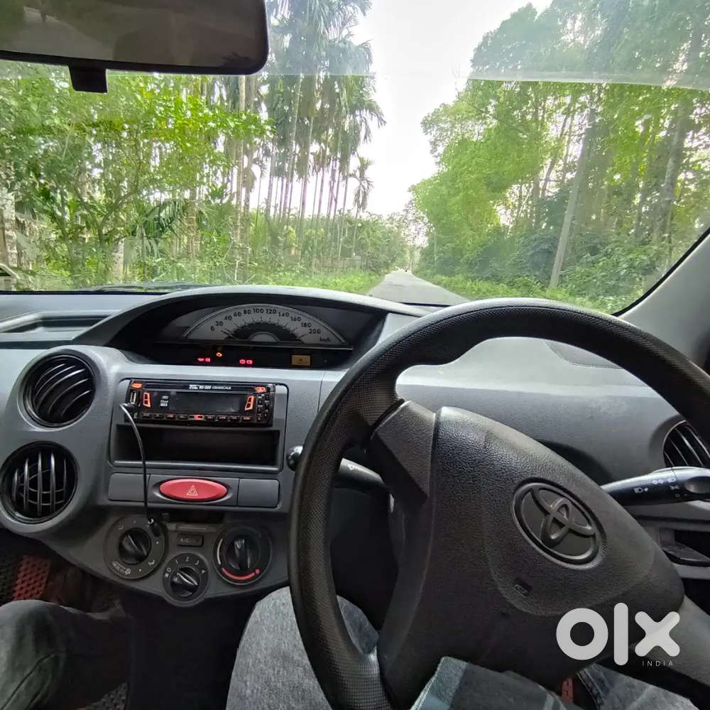 Toyota Etios 2012 Petrol 90000 Km Driven