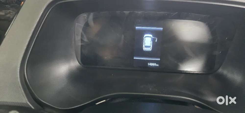 Kia Carens Premium Petrol Manual 2024