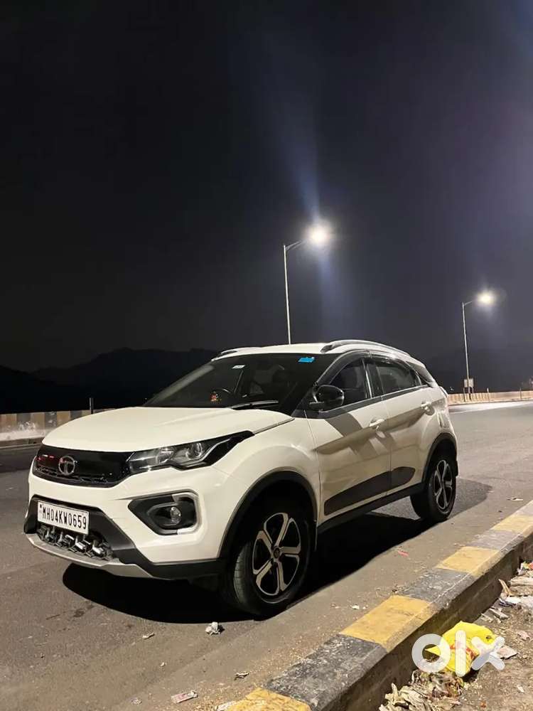 Tata Nexon Xz+(s) Petrol Top Model