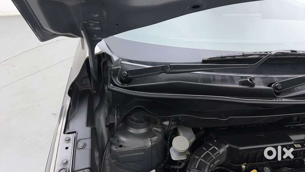 Maruti Suzuki Xl6 1.5 Alpha At, 2021, Petrol