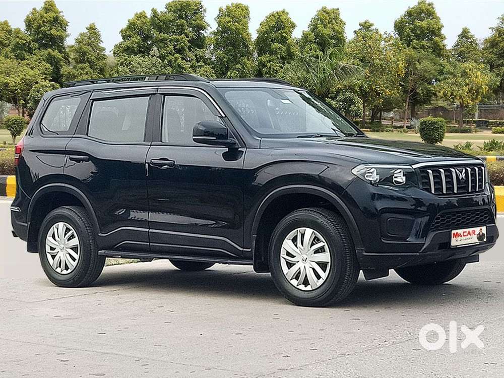Mahindra Scorpio N Z4 Petrol Mt 7 Str, 2024, Petrol