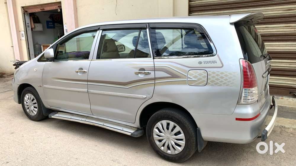 Toyota Innova Diesel Manual 2011 Year In Good & Excellent Condition
