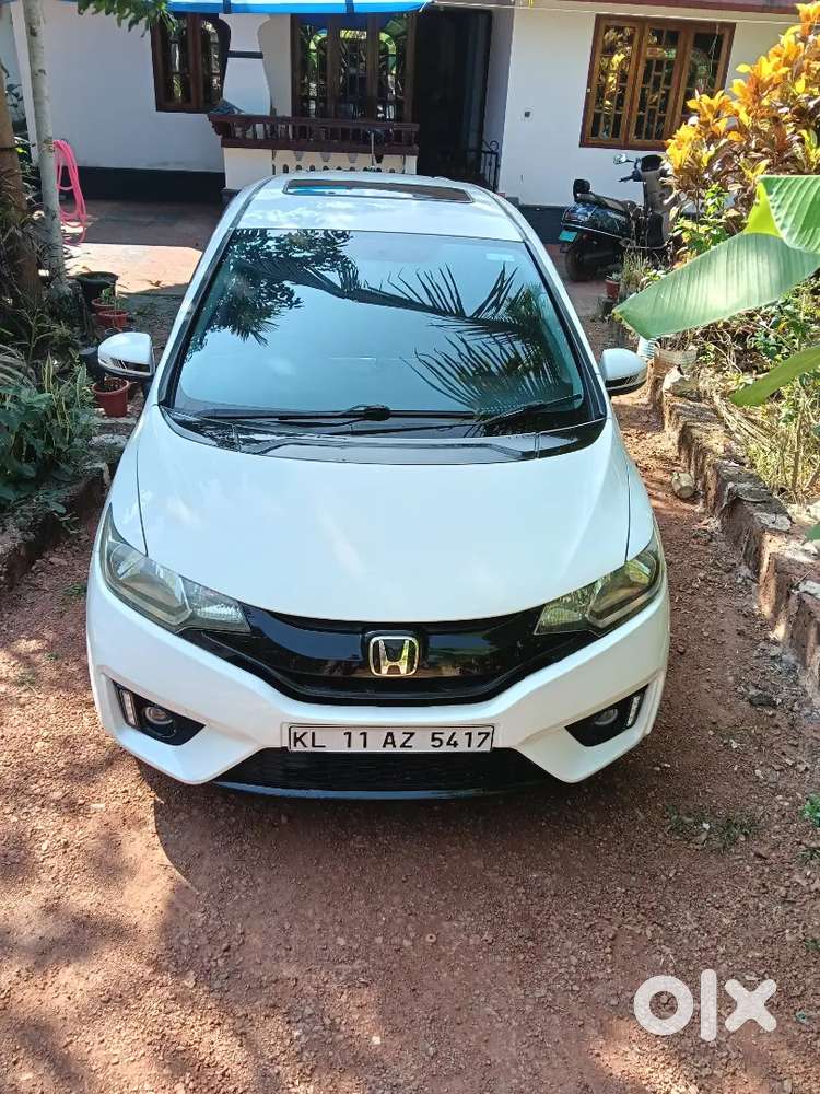 Honda Jazz 2015 Diesel Well Maintained