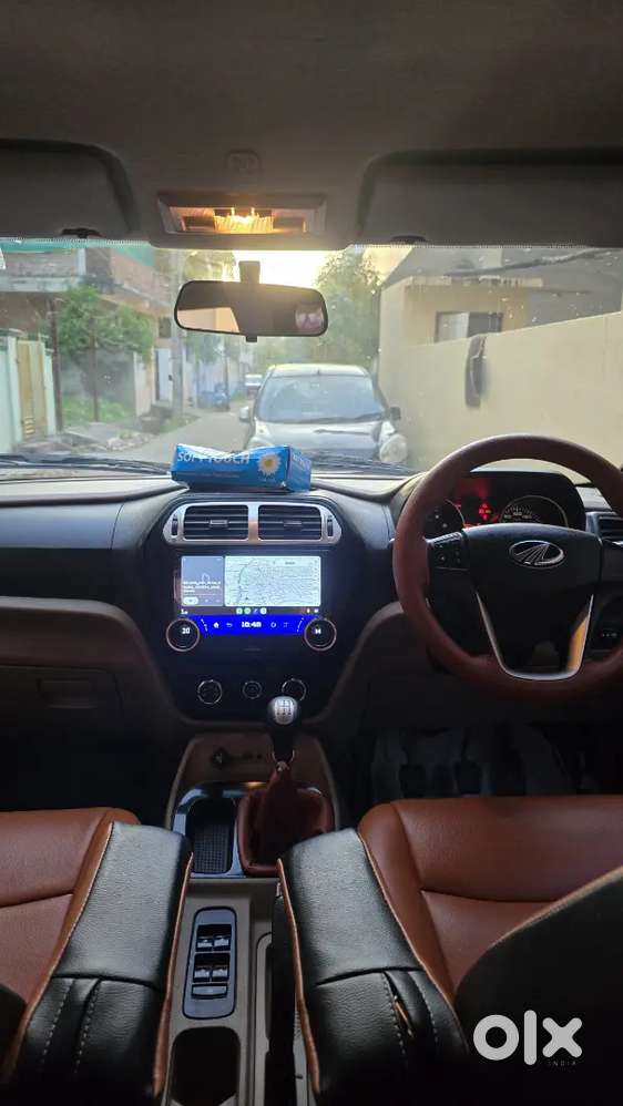 Mahindra Tuv 300 2015
