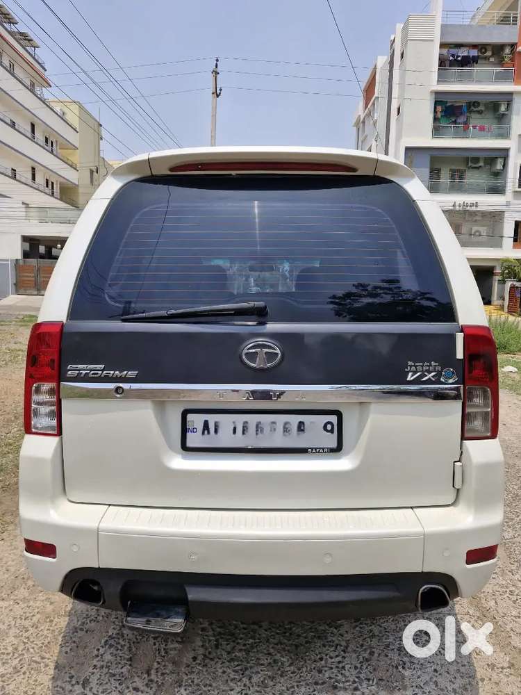 Tata Safari Storme 2016 Diesel Well Maintained
