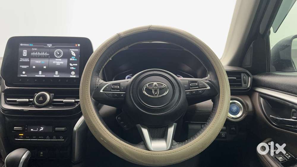 Toyota Urban Cruiser Hyryder V Hybrid Aero Edition, 2023