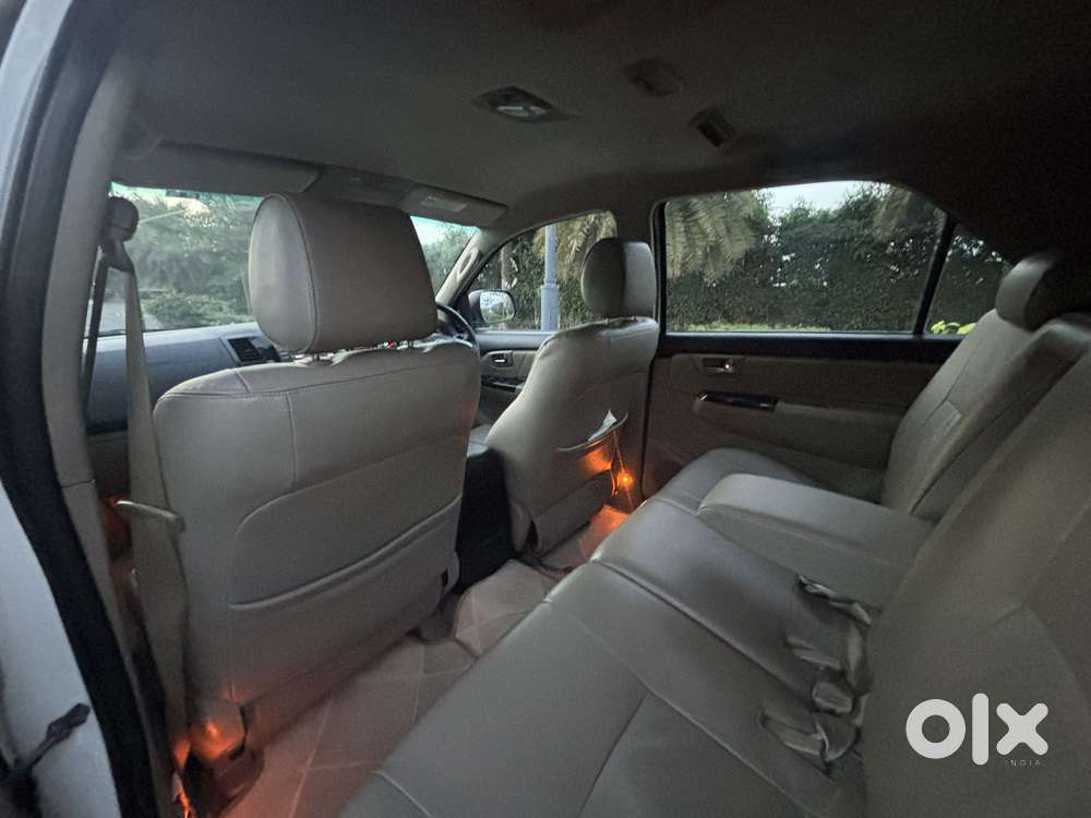 Toyota Fortuner 2011-2016 4x2 At, 2015, Diesel