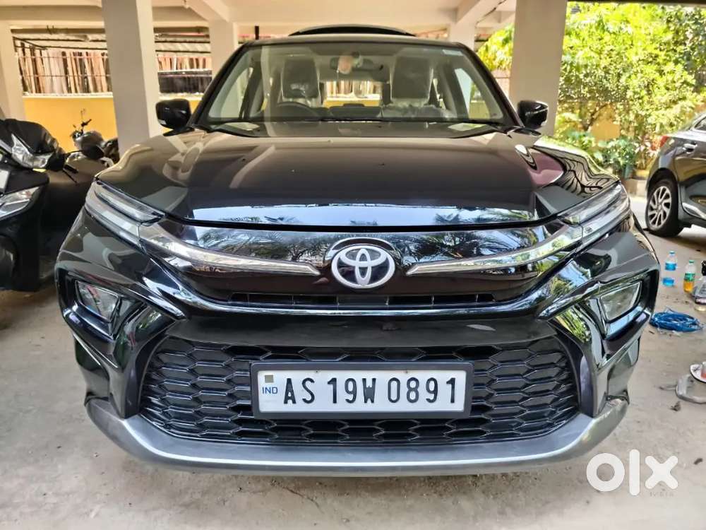 Toyota Urban Cruiser Hyryder 2025 Petrol 17000 Km Driven