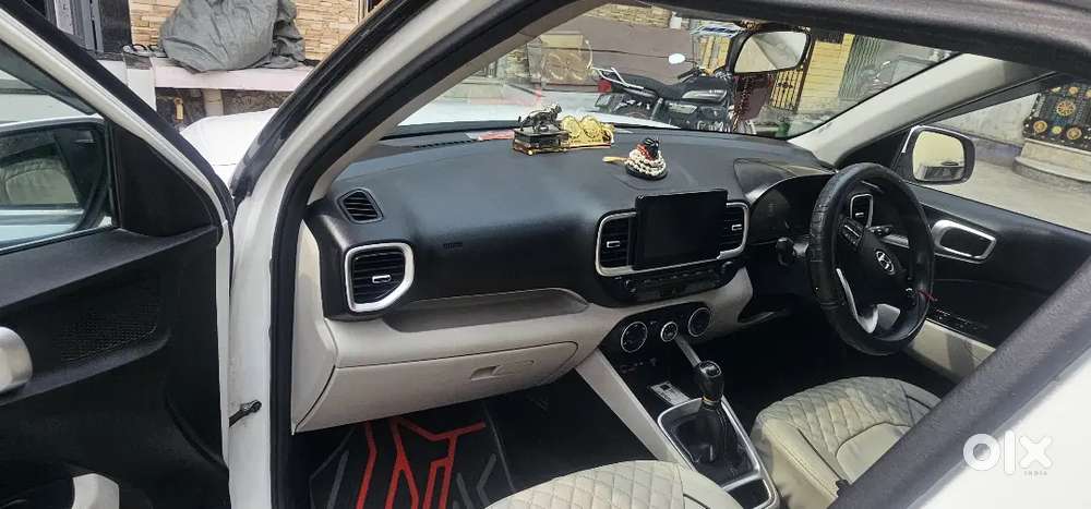 Hyundai Venue 2022 Petrol Good Condition