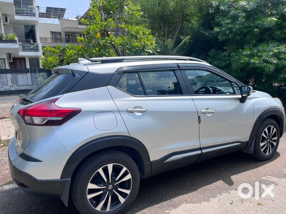 Nissan Kicks Petrol 2021