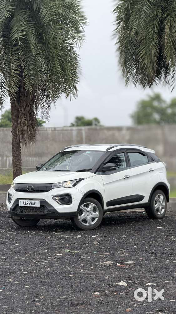 Tata Nexon 1.2 Revotron Xm (s), 2012, Petrol
