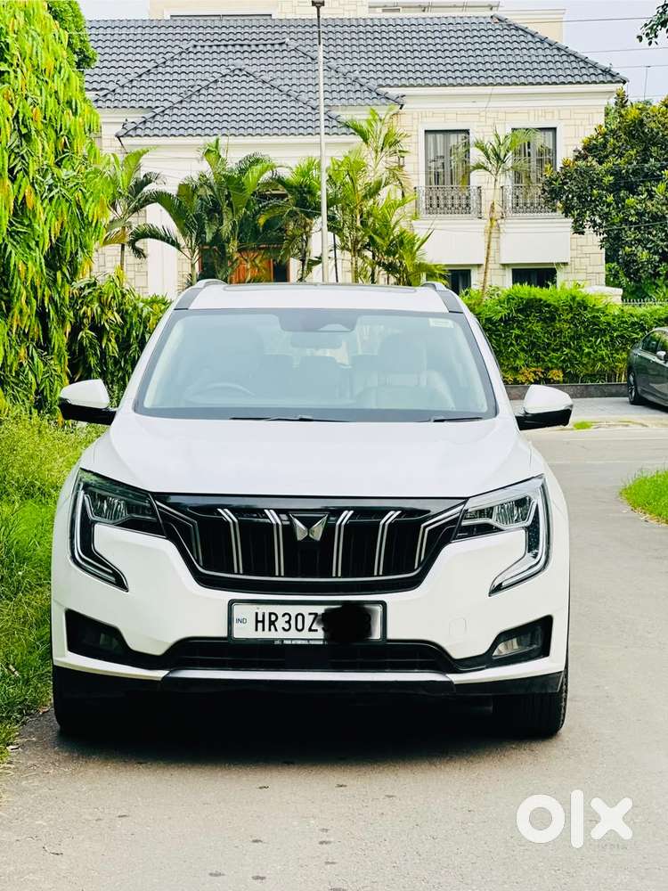 Mahindra Xuv700 2.2 Ax 7 Diesel Mt Luxury Pack Str, 2022