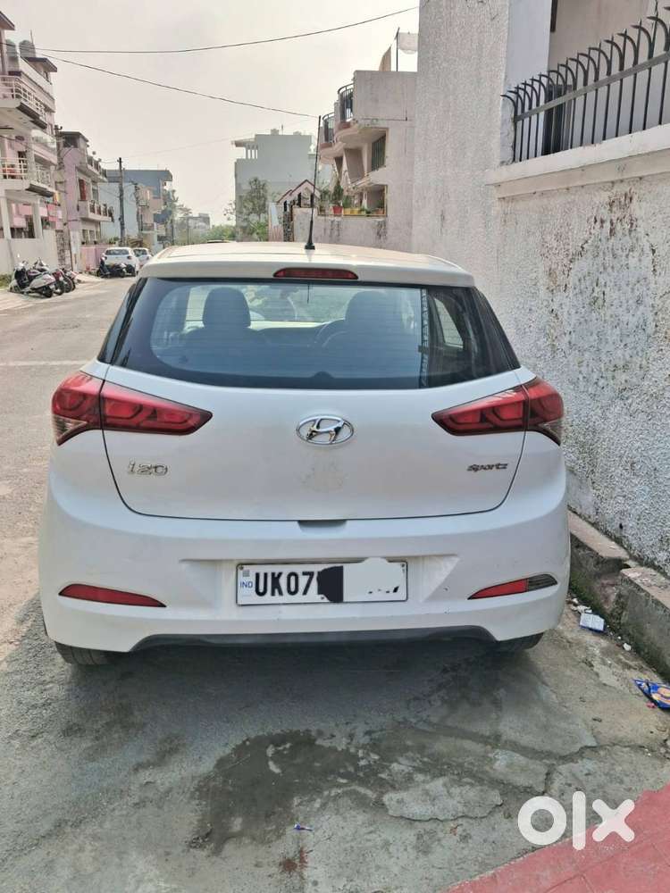 Hyundai I20 Sportz Petrol  Good Condition