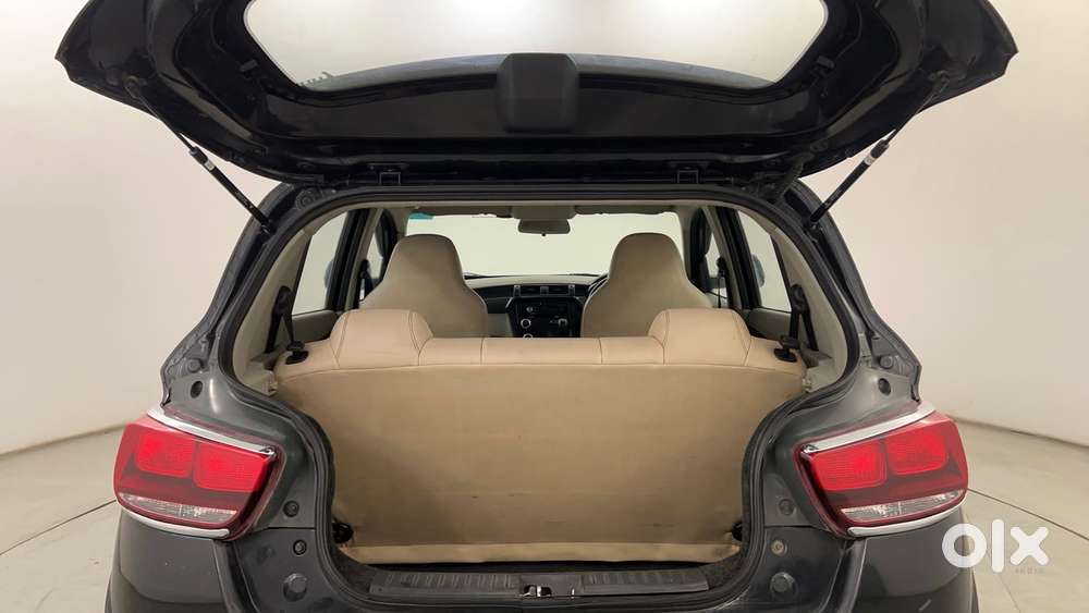 Mahindra Kuv 100 Mfalcon G80 K4, 2016, Petrol