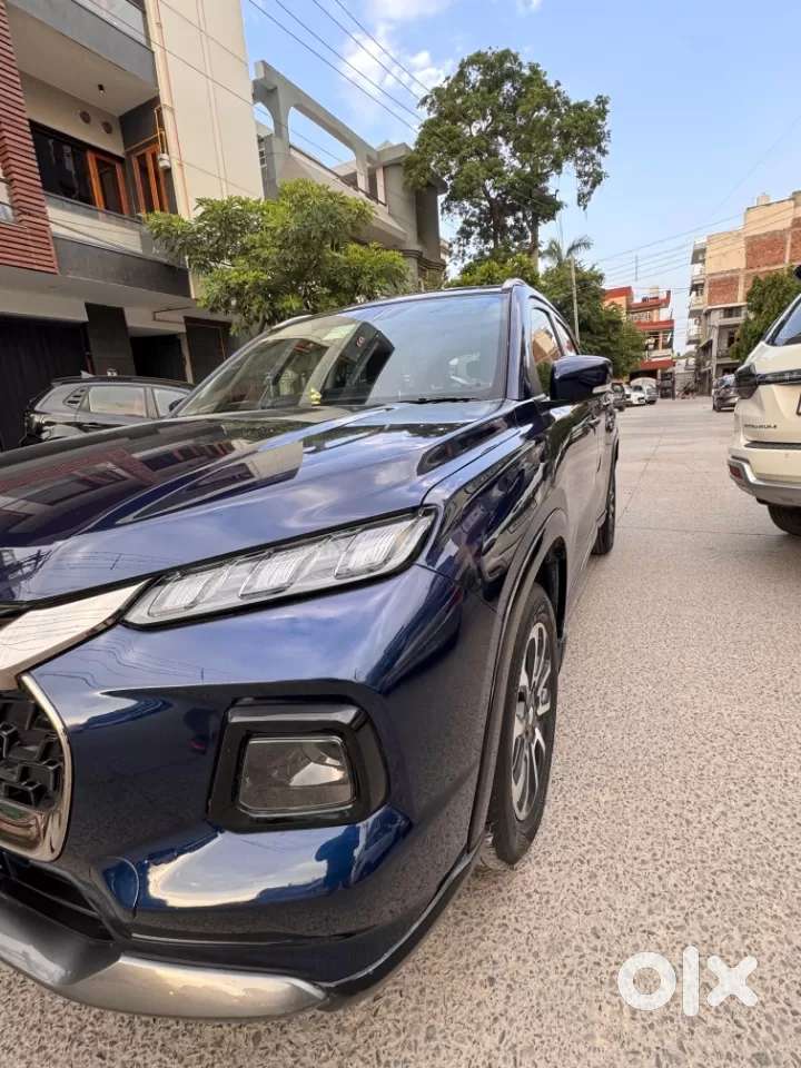 Maruti Suzuki Grand Vitara 1.5 Zeta Plus Intelligent Hybrid Ecvt, 20..