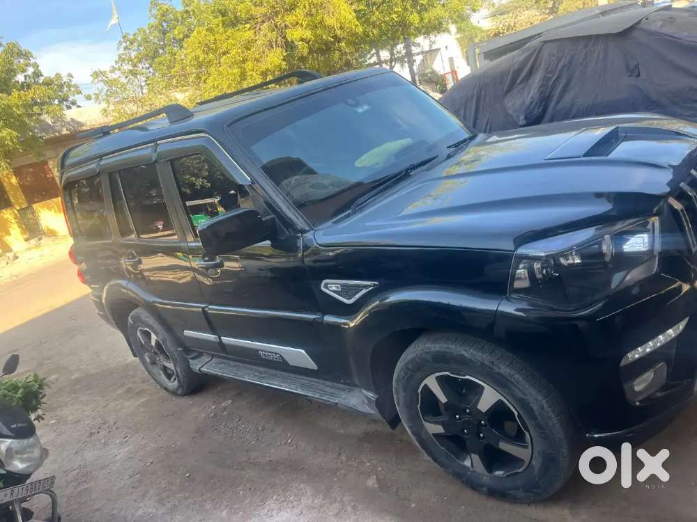 Mahindra Scorpio 2016 Diesel 98506 Km Driven