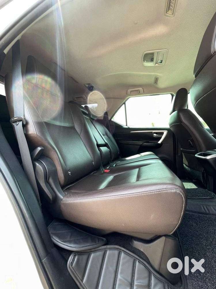 Toyota Fortuner 4x2 At 2.8 Diesel, 2017, Diesel