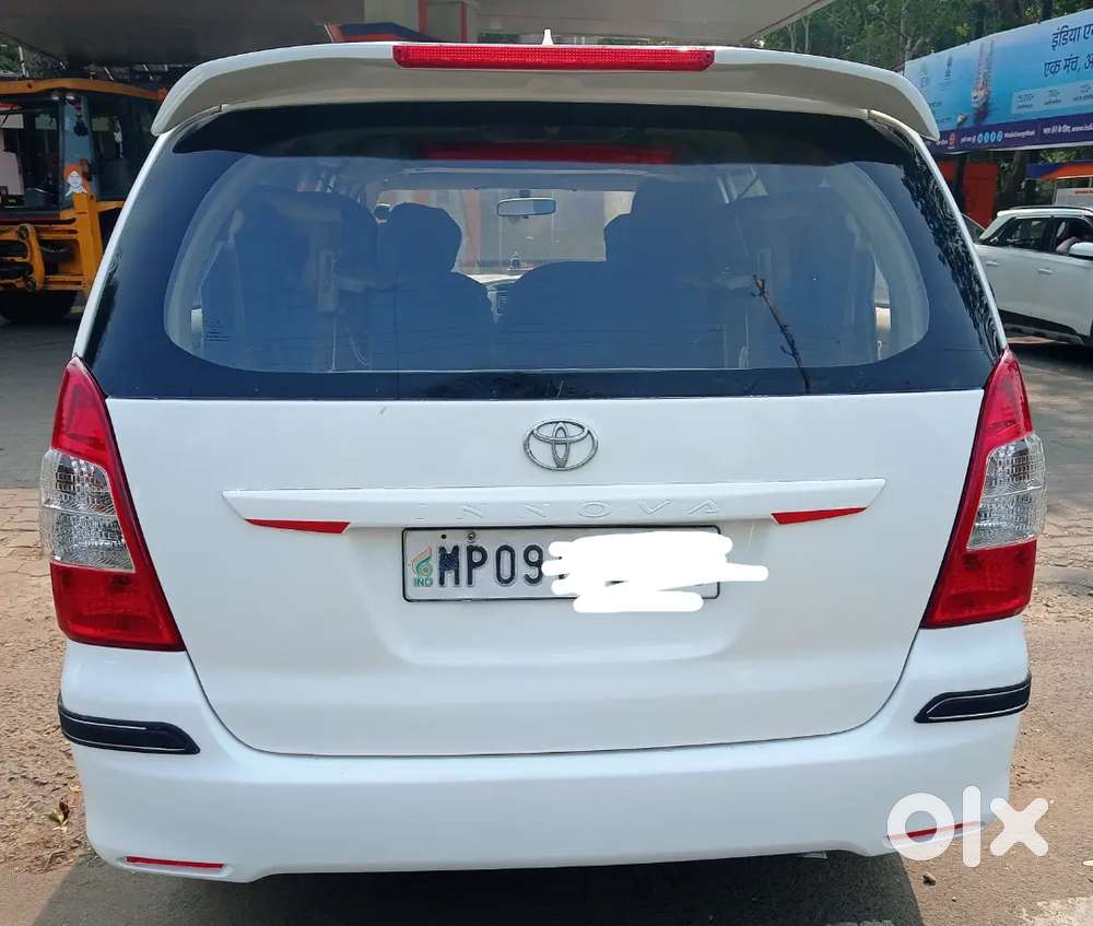 Toyota Innova 2012 Diesel Well Maintained