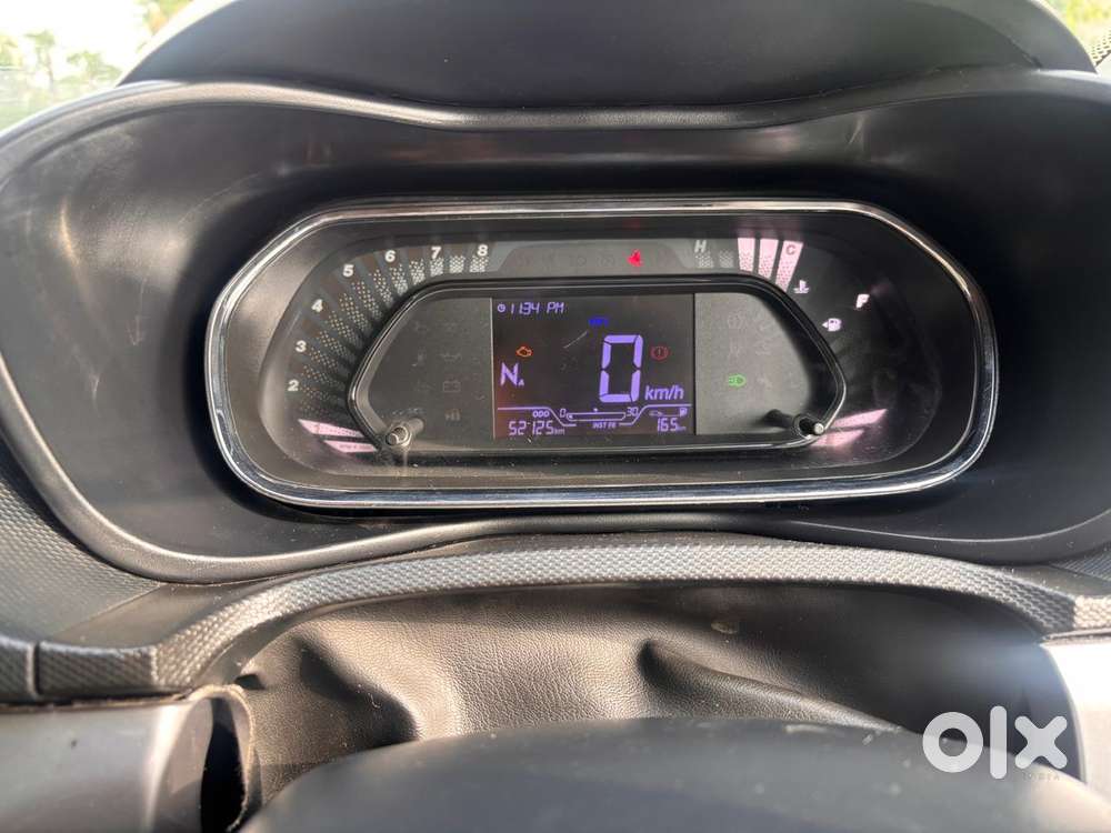 Tata Nexon 1.2 Revotron Xma Amt (s), 2021, Cng & Hybrids