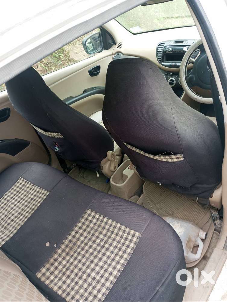 I10 1.2 Hatchback White Colour