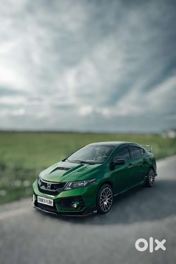 Fully Modified Honda City 2010 Petrol 75000 Km Driven