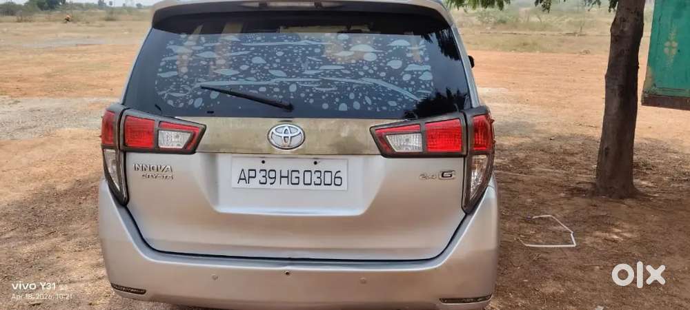Toyota Innova Crysta 2017 Diesel 208000 Km Driven