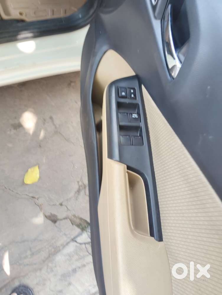 Honda City 1.5 V 5th Gen I-vtec Mt, 2017, Petrol
