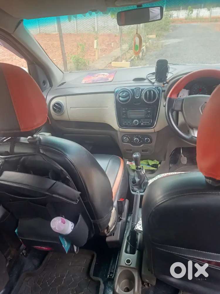 Renault Lodgy 2015 Diesel 220000 Km Driven