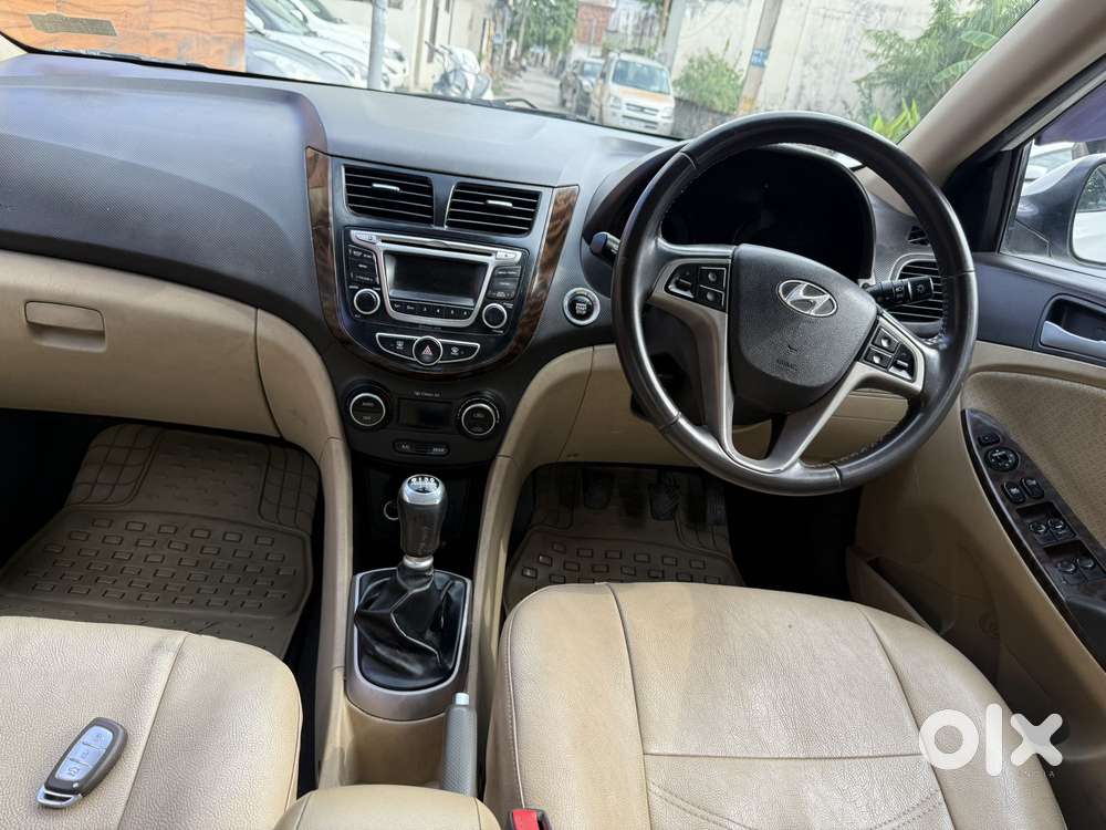 Hyundai Verna 1.6 Sx Vtvt, 2015, Petrol
