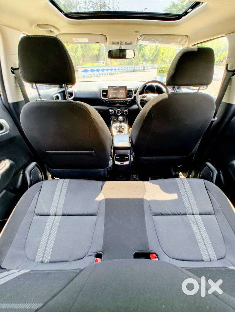 Hyundai Venue Sx Mt, 2021, Petrol