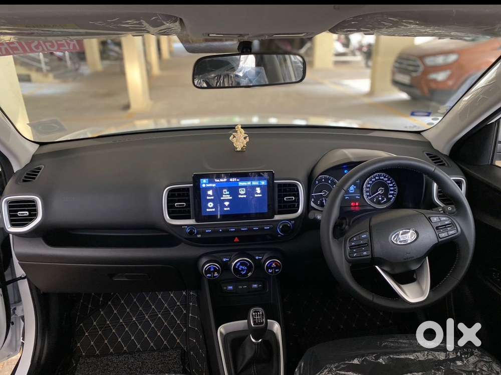 2021 Hyundai Venue Sx Imt, 1st Owner, Only 14900 Km, Excellent Conditi