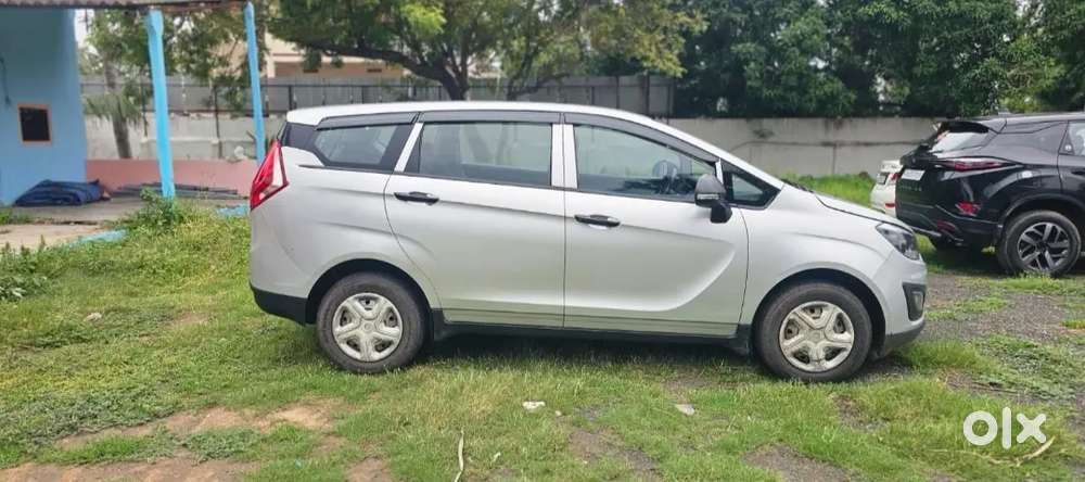 Mahindra Marazzo M4 2019
