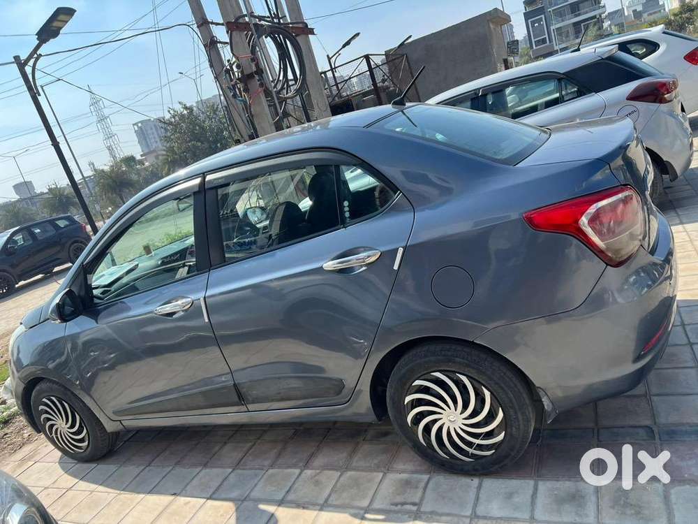 Hyundai Diesel Manual 2014 And Sunny Car 2017 Model Both Car In Very L