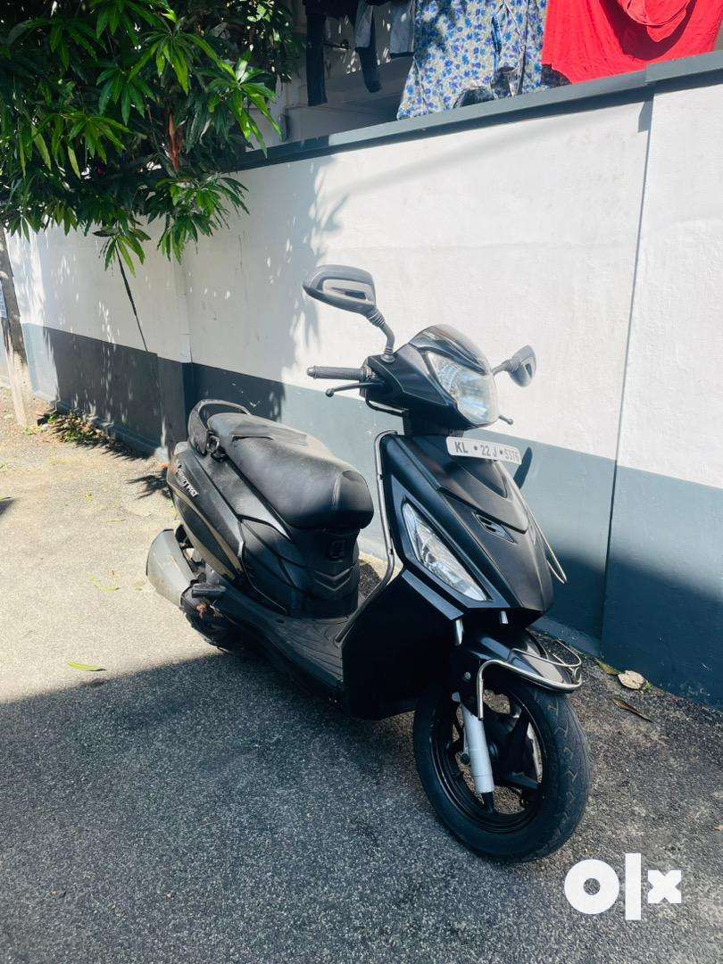 used two wheeler scooter