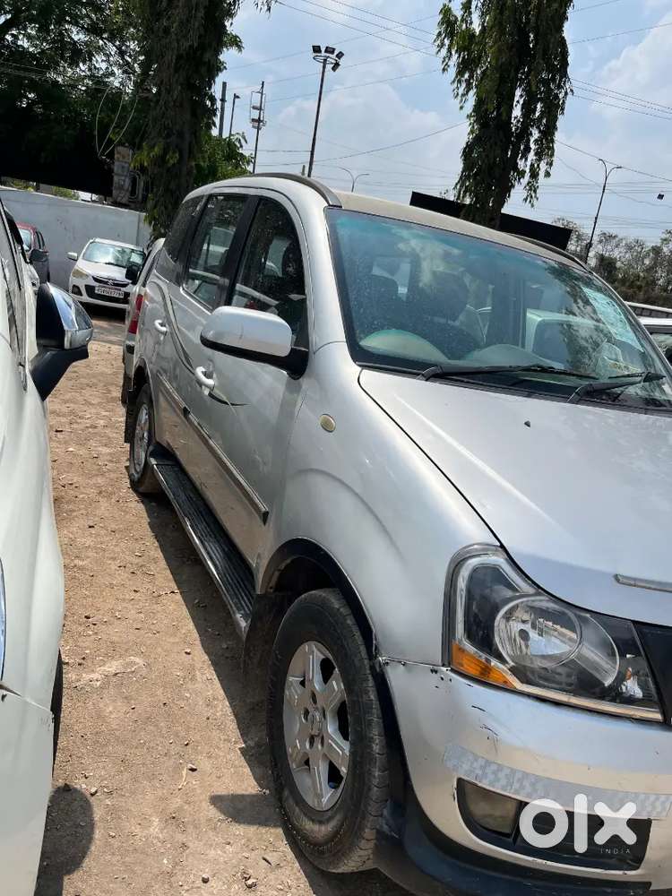Mahindr Xylo Top Model Diesel 2019 Very Good Condition All Paper Clear