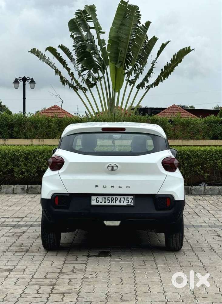 Tata Punch Adventure Amt, 2022, Petrol
