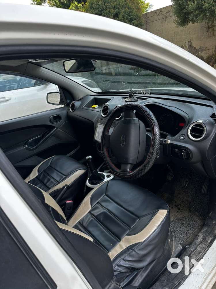 Ford Figo Petrol 2014