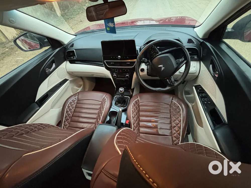 Mahindra Xuv 3xo Mx3 2024