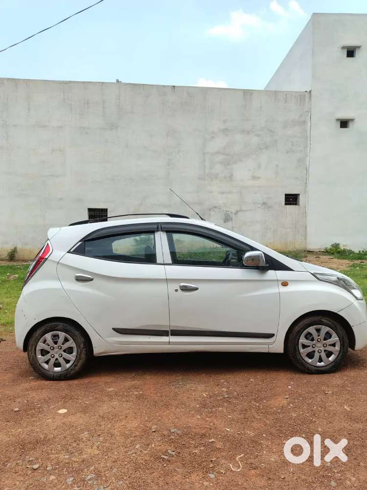 Hyundai Eon 2015 Petrol 67000 Km Driven