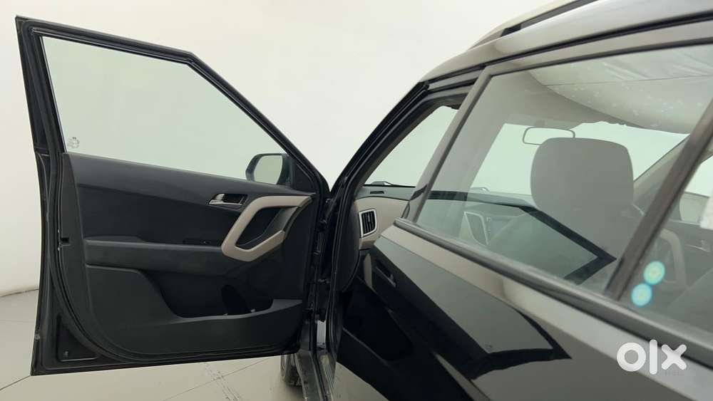 Hyundai Creta 1.6 Sx Plus Petrol At, 2017, Petrol