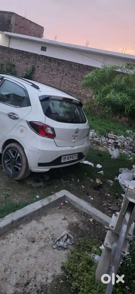 Tata Tiago Revotron 2022