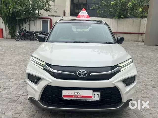 Toyota Urban Cruiser Hyryder 1.5 V Hybrid, 2024, Petrol