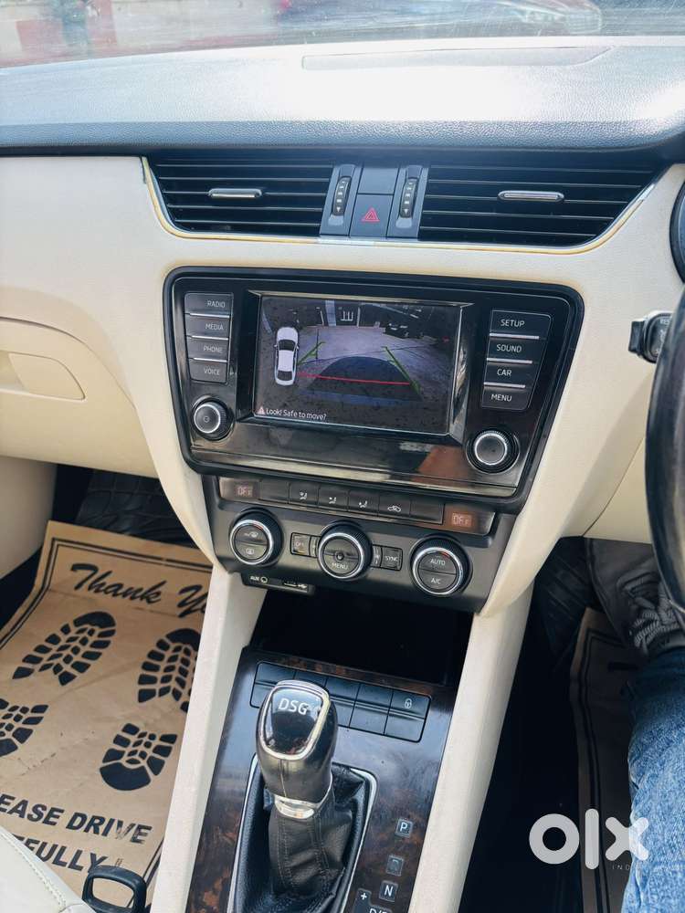 Skoda Octavia 2.0 Style Tsi At, 2015, Petrol