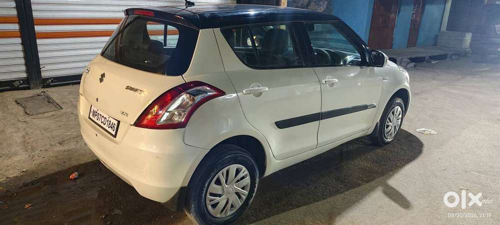 Maruti Suzuki Swift Vxi + Manual, 2014, Petrol