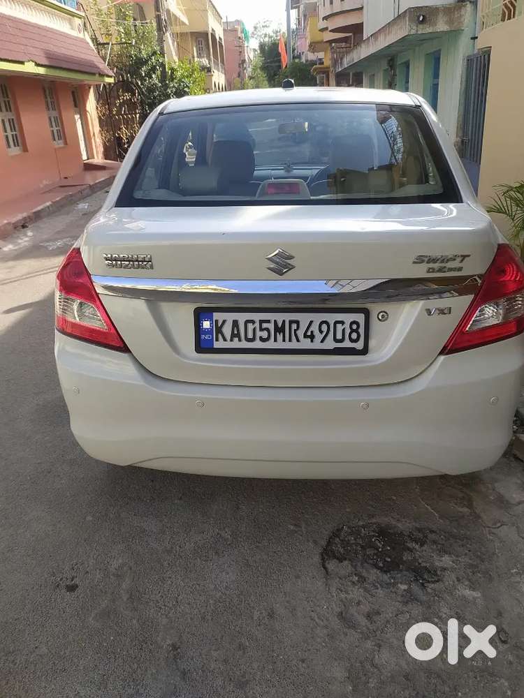 Maruti Suzuki Dzire 2015 Petrol 85000 Km Driven