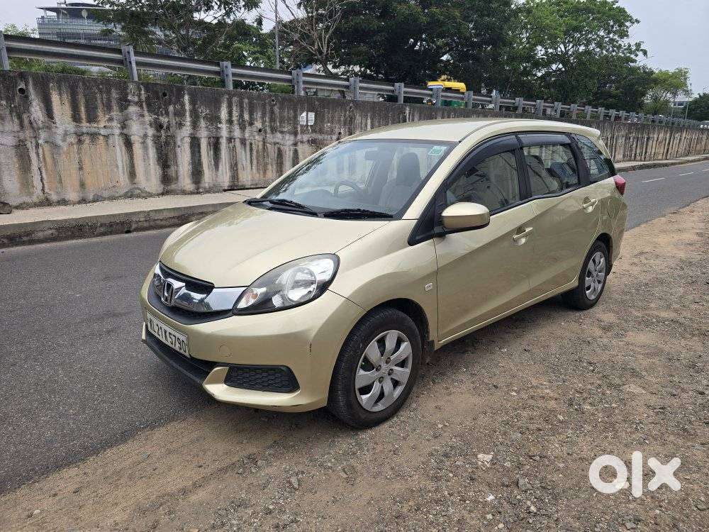 Honda Mobilio S I-vtec, 2015, Petrol