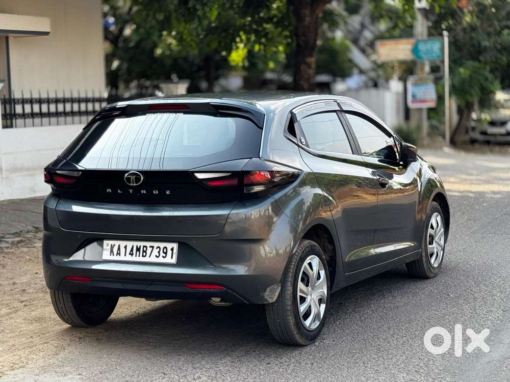 Tata Altroz 1.2 Xm Plus, 2024, Petrol