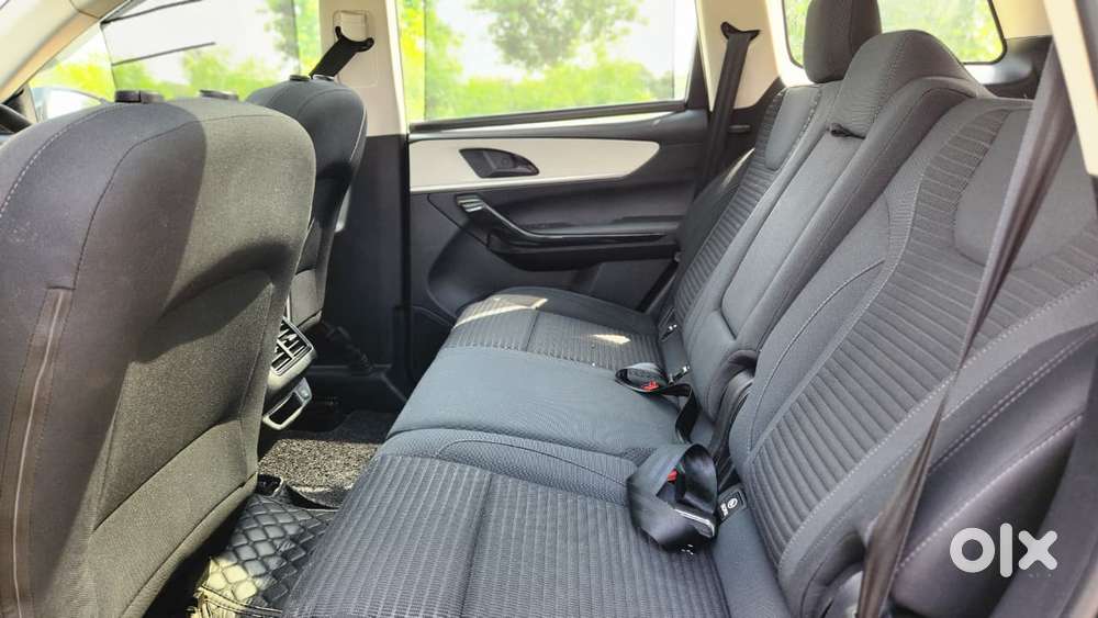 Mahindra Xuv700 2.2 Ax 5 Diesel Mt 7 Str, 2022, Diesel